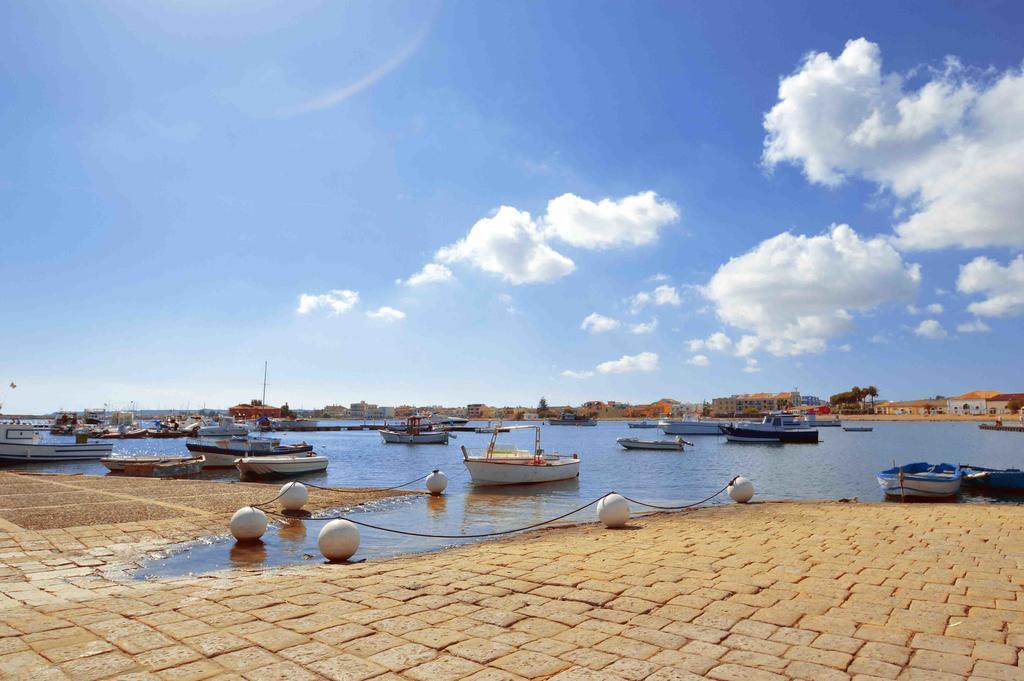 Yachting Apartment Marzamemi Exterior foto